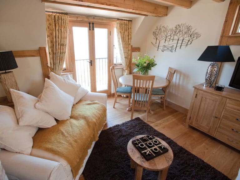 Luxury-cottage-5-Eastbarn-Poppinghole-Farm-Spa